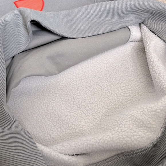 Ladies Under Armour Hoodie - Picture 3 of 5